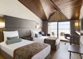 Ramada Resort by Wyndham Akbuk 4