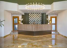 Grand Hotel 3