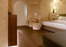 Le Malve Cave Retreat 4