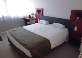 Brit Hotel Mayenne 5