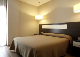 Apartahotel & Spa Jacetania 4