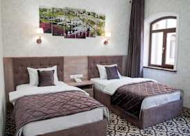 Level Hotel 4
