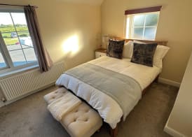 The Fish and Anchor Inn 2