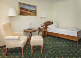 Hotel Schweizer Hof Thermal und Vital Resort 2