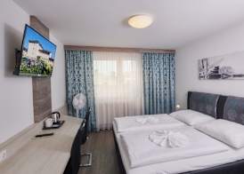Hotel Ganslhof - Adults only 5