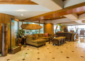 Castle Bamboo Waikīkī Hotel 5