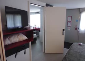 Brit Hotel Mayenne 4
