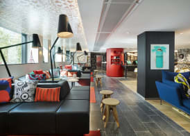 citizenM Paris Champs-Élysées 4