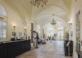 Palace Gate Hotel & Residence by EHM 4
