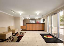 Super 8 by Wyndham Lake Charles Northeast 2