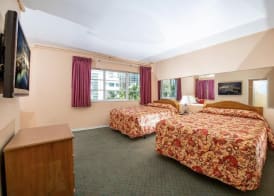 Ocean Beach Suites 5