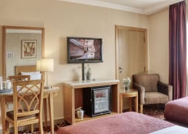 Geneva Hotel 2