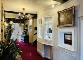 Macdonald Bear Hotel 3