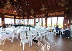 Araamu Holidays & Spa 4
