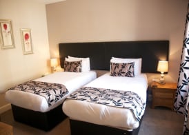 The Three Horseshoes Hotel 2