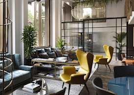 The Athenaeum Hotel & Residences 4