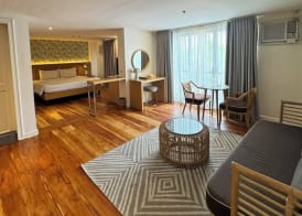 Sugarland Hotel 5