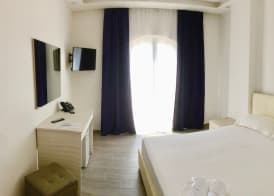 Klaton Beach Hotel 3