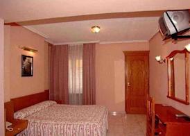 Hotel Naranjo De Bulnes 4