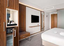 Courtyard by Marriott Glasgow Airport 4