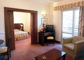 Suite Hotel Jardins Da Ajuda 4