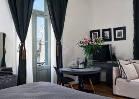 Emporikon Athens Hotel 4
