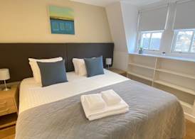 CS Exclusive Apartments of Princess Street West End 5