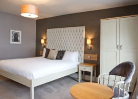 The County Hotel 4