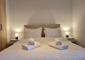 10 Apartments & Suites Athens 5