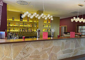 Hotel Zum Stein Wellness & Genuss Resort 4
