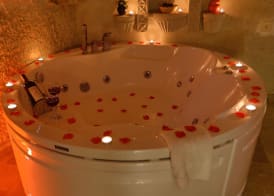 Hidden Cave Hotel 2