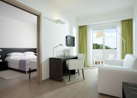 Hotel Aurora 5