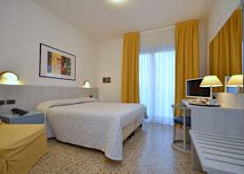 Olimpia Hotel & Aparthotel 4