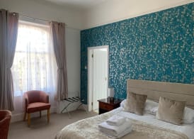 Gordon Arms Hotel 4