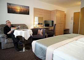 Land-gut-Hotel Zum alten Forsthaus - Aufladestation für Elektroautos 5
