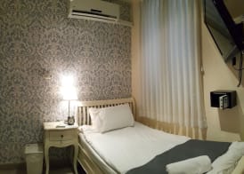 Central Hotel 4