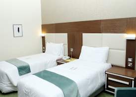 Ras Al Khaimah Hotel 4