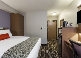 Microtel Inn & Suites by Wyndham Fort Saint John 5