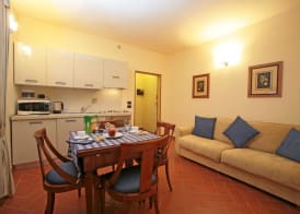 Palazzo Gamba Apartments al Duomo 4