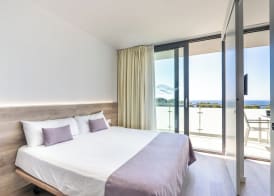 Aparthotel Comtat Sant Jordi 3
