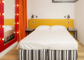 Wave Hotel 4