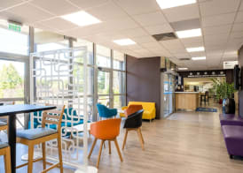Comfort Hotel Aeroport Lyon St Exupery 2