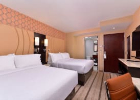 Holiday Inn NEW YORK CITY - TIMES SQUARE by IHG 5