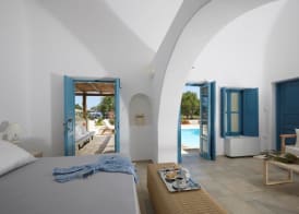 Black Rose Beach Suites 4