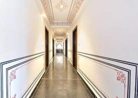 Collection O Hotel Urban Stays 5