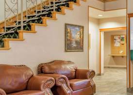 Howard Johnson by Wyndham Fort St. John 2