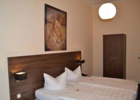 Hotel Am Landeshaus 4