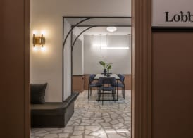 72 AD Urban Comfort Suites 2