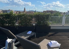 Card International Hotel 4