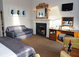 The Salisbury Hotel 4